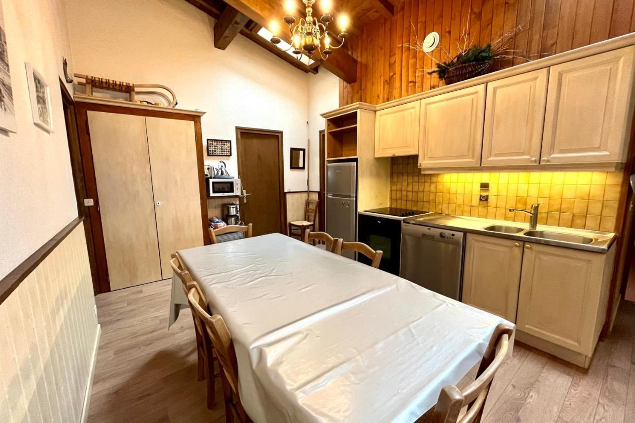Nice And Bright Apartment In Combloux Exteriör bild